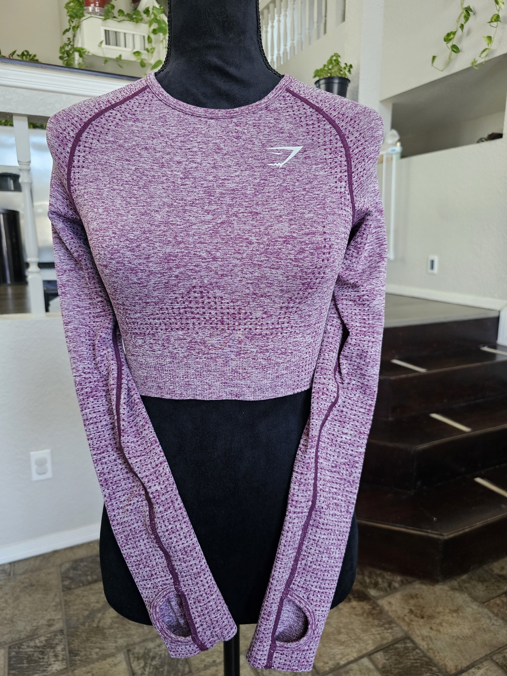 Women's GymShark Vital Seamless Crop-Long Sleeve-Shirt-Small-Plum- Pre Owned - Picture 11 of 13